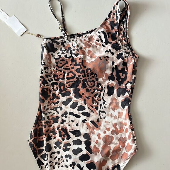 Beyond Control One-Shoulder One Piece Swimsuit Tummy Control - Animal Print 12 - Picture 7 of 11
